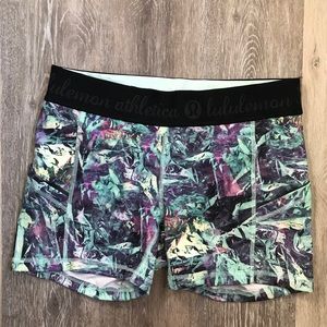 Lululemon size 8